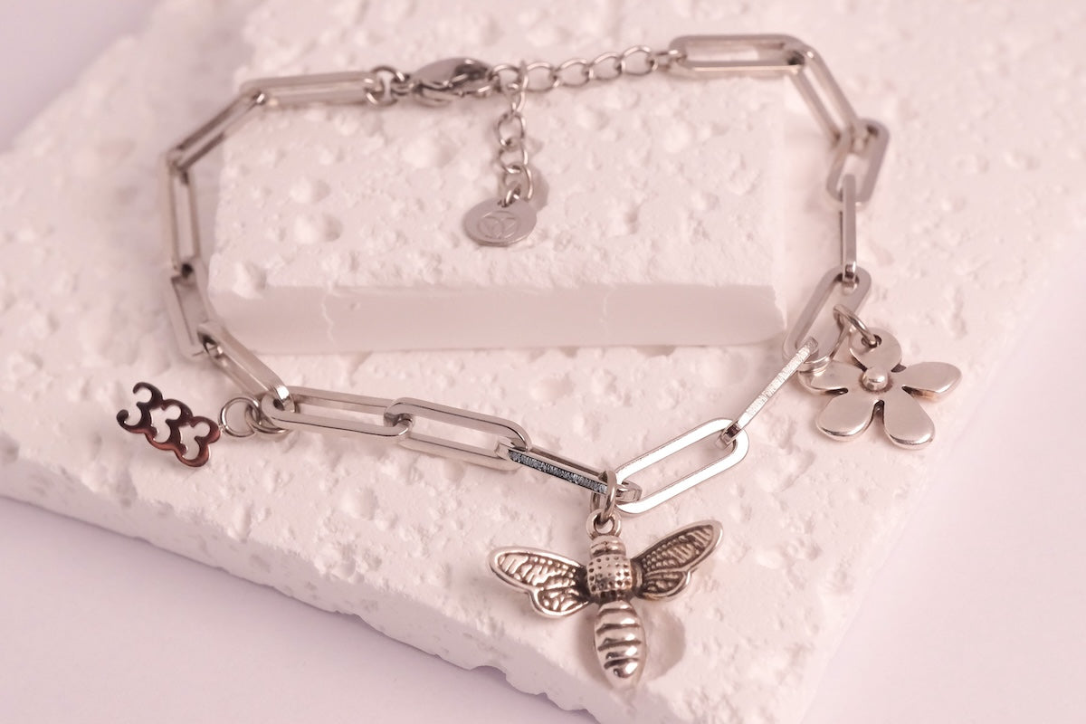 Bee Armband