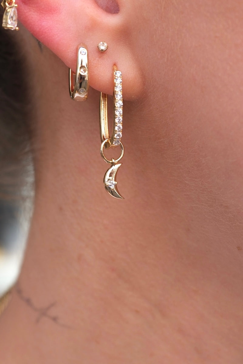 Mond Charm
