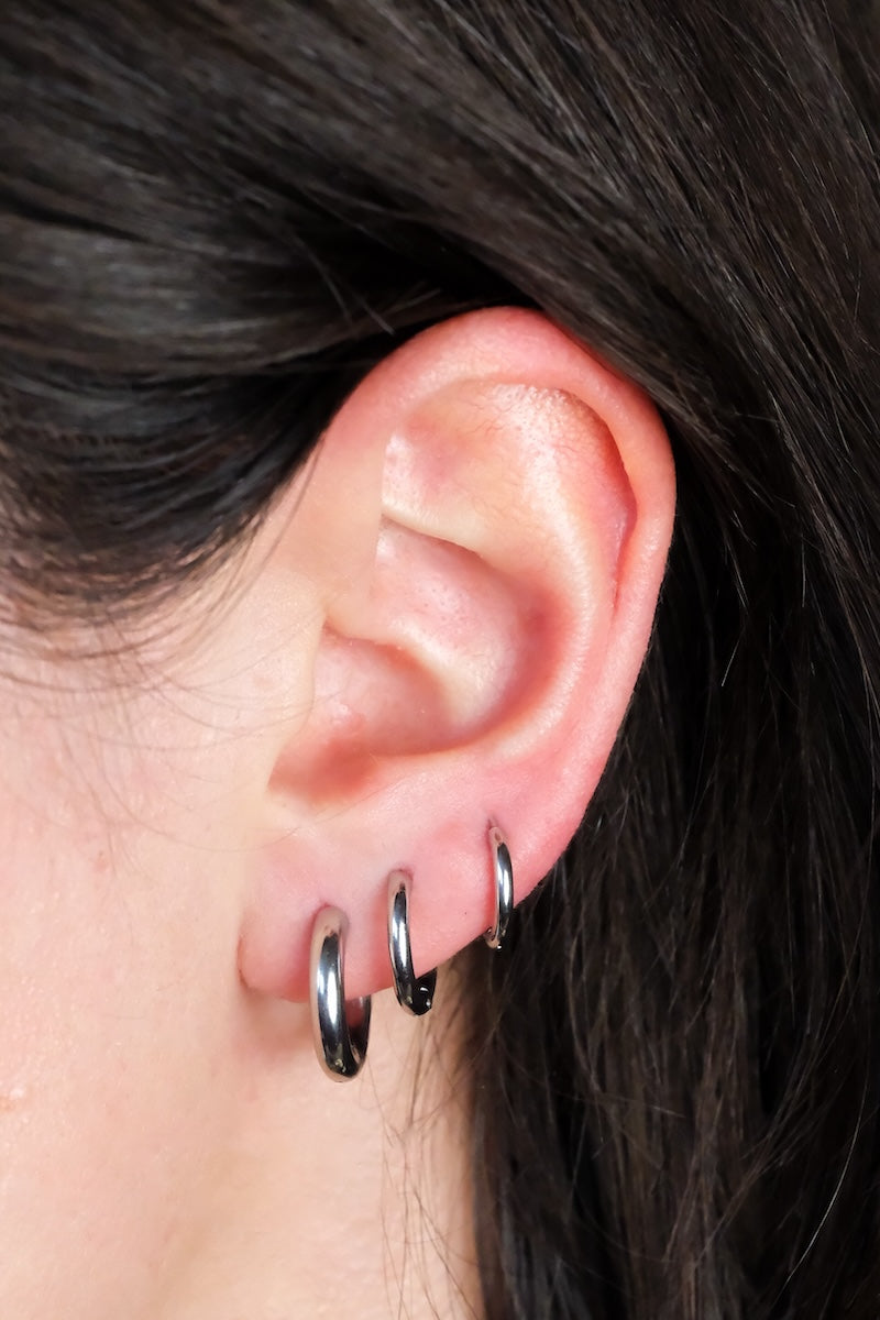Simple Hoop am Ohr