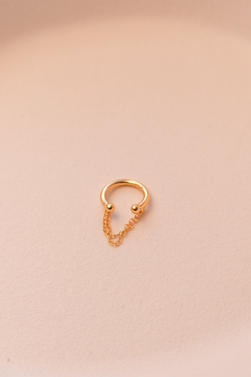 Elise Earcuff