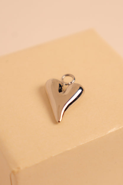 Flowy Heart Charm