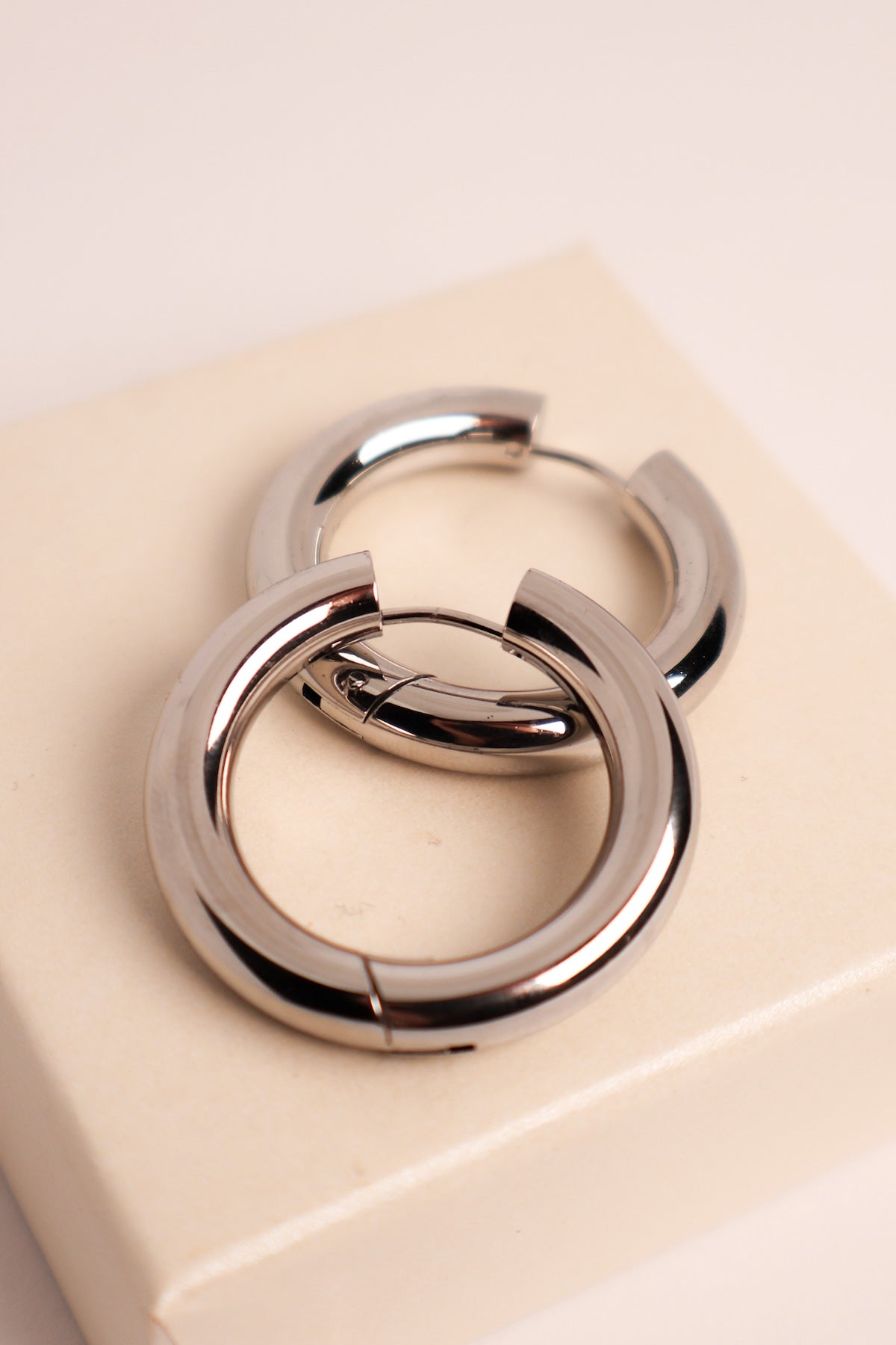 Chunky Maxi Hoops