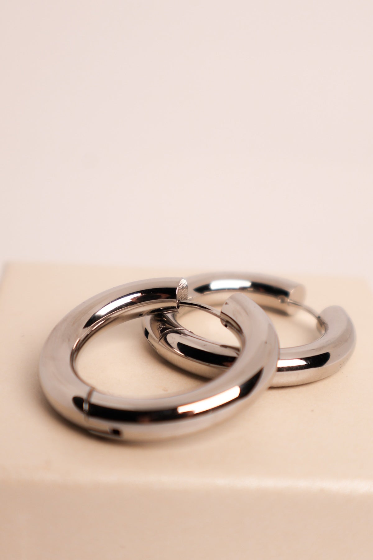 Chunky Maxi Hoops