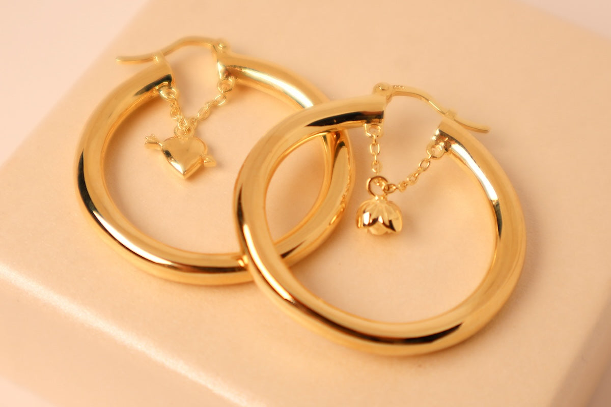 Love Story Hoop