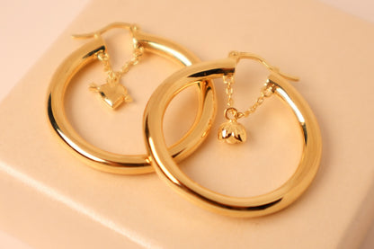 Love Story Hoop