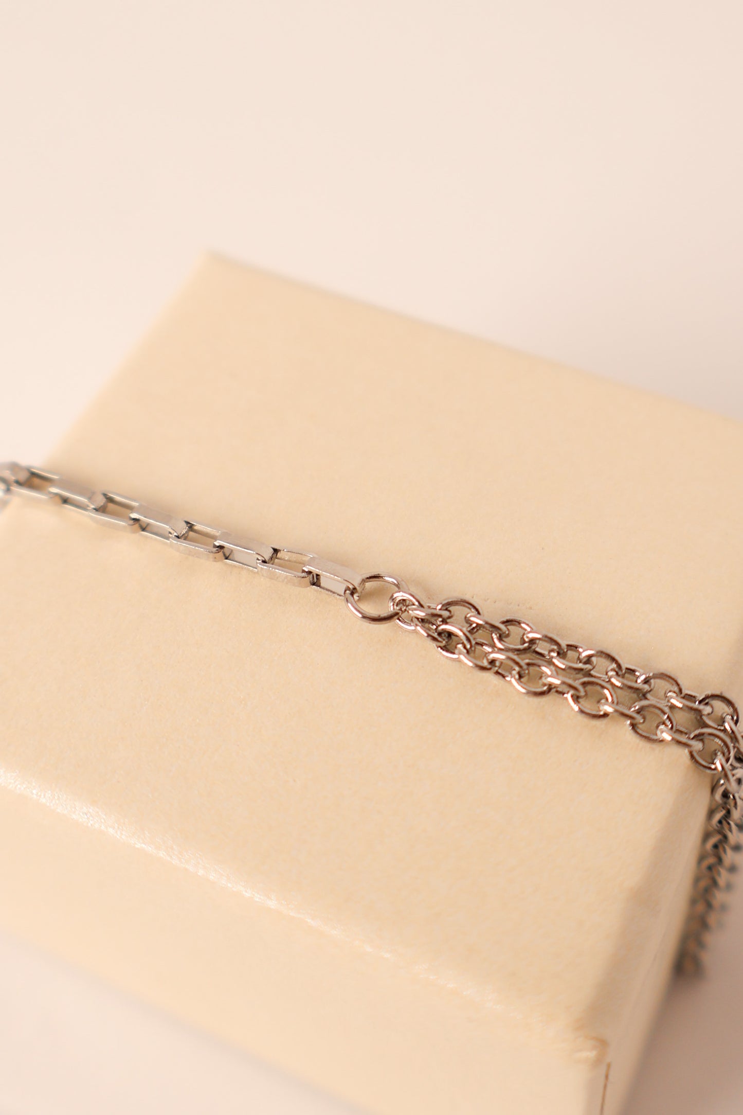 Double trouble Armband