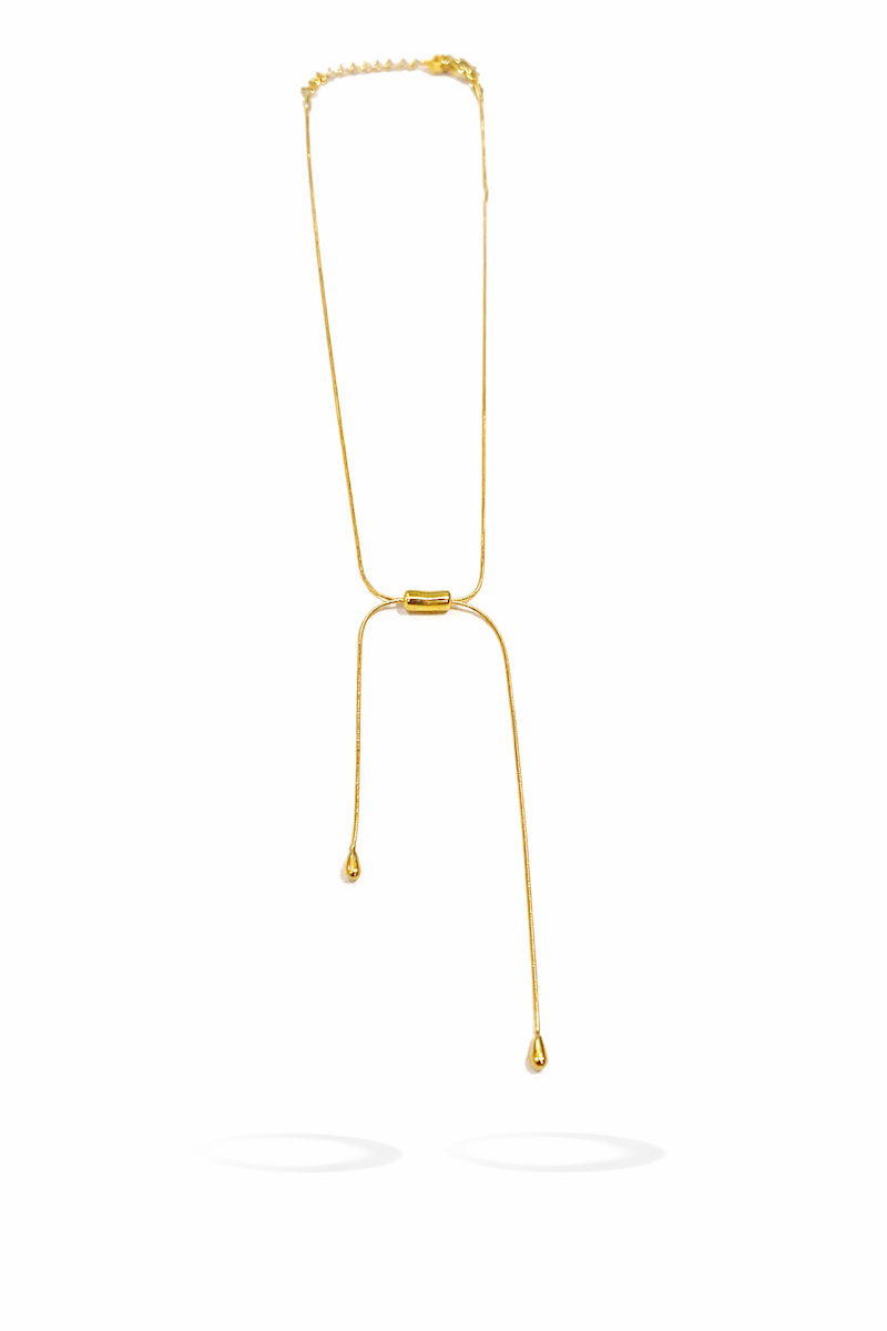 Goldene schlangen Kette mit Tropfen als Anhänger