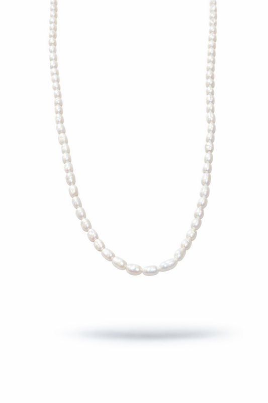 Filigrane Kette aus echten Süßwasserperlen