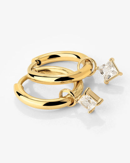 zwei Basic Ohrringe in gold kombiniert mit Diamant förmigen Anhängern 