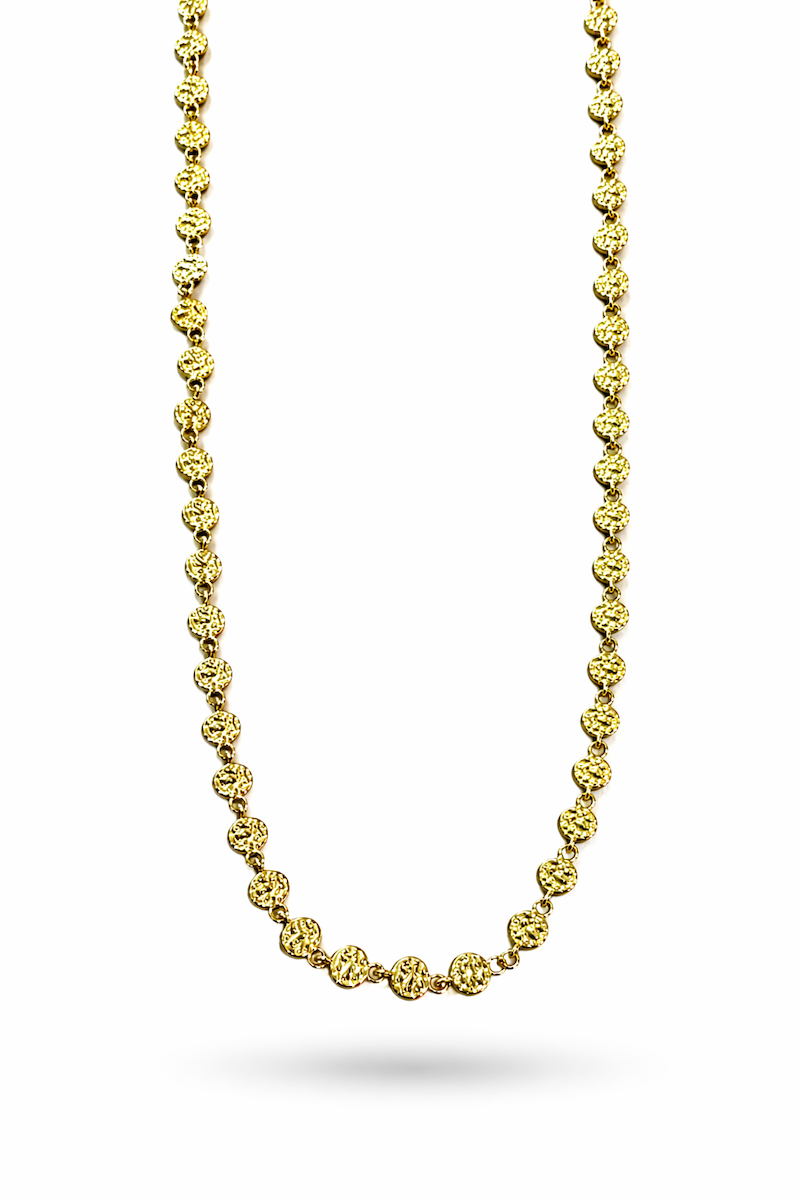 goldene kette mit flachen runden gliedern